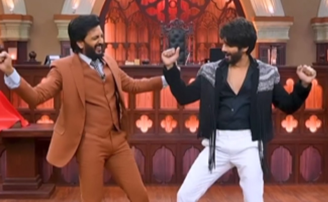 Riteish Deshmukh And Shahid Kapoor Groove To <i>Ved Lavlay</i> Song. Watch