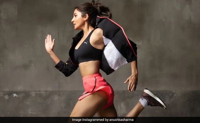 Did You Get The <i>K3G</i> Reference In Kareena Kapoor's Post For Anushka Sharma?