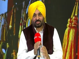 भगवंत मान सरकार के गुरबाणी का फ्री प्रसारण करने वाले मुद्दे पर पंजाब में बड़ा विवाद भगवंत मान सरकार के गुरबाणी का फ्री प्रसारण करने वाले मुद्दे पर पंजाब में बड़ा विवाद