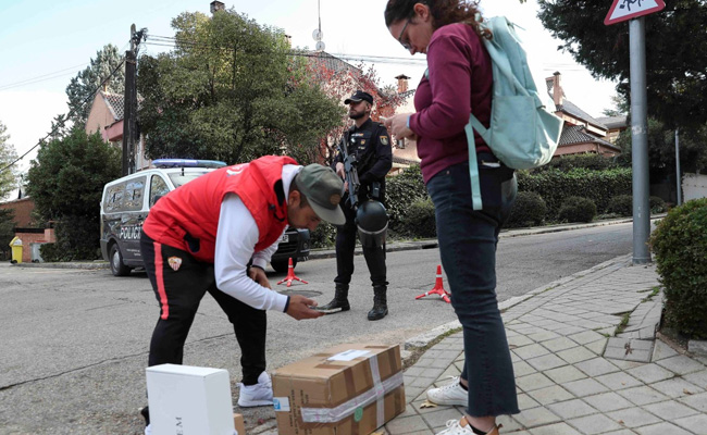 Several Ukrainian Embassies Receive "Bloody Packages" With Animal Eyes