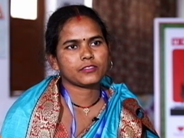 Uttar Pradesh's Godavari Trains Students Through The USHA Silai App