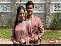 Ghum Hai Kisi Ke Pyar Mein: विराट-पाखी का बेडरुम डांस वायरल, VIDEO देख कर फैंस के आए मजेदार रिएक्शन Ghum Hai Kisi Ke Pyar Mein: विराट-पाखी का बेडरुम डांस वायरल, VIDEO देख कर फैंस के आए मजेदार रिएक्शन