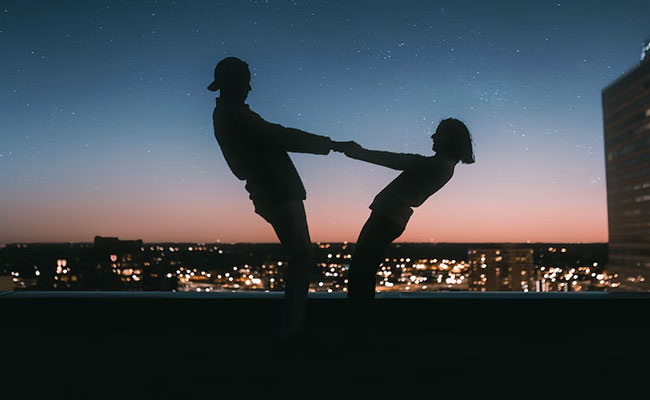 5 Ideas For A Romantic New Year's Eve To Ring In 2023 Filled With Love