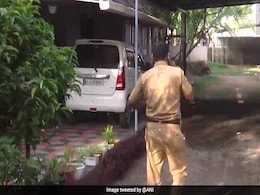 Raids At Multiple Locations Linked To Banned Group PFI In Kerala Raids At Multiple Locations Linked To Banned Group PFI In Kerala