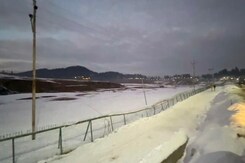 Kashmir Weather: कश्मीर में भीषण गर्मी, 25 साल का टूटा रिकॉर्ड, कब होगी बारिश? Kashmir Weather: कश्मीर में भीषण गर्मी, 25 साल का टूटा रिकॉर्ड, कब होगी बारिश?