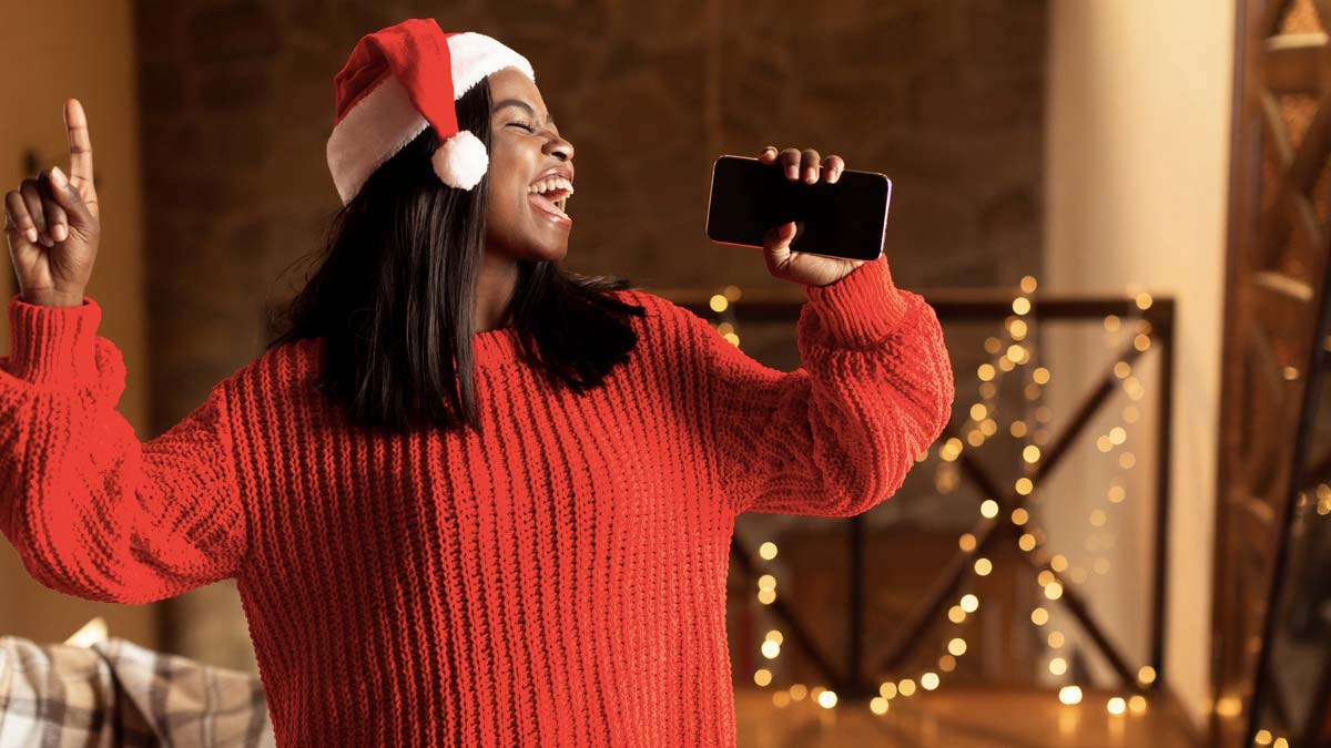 7 Christmas Songs That Are Perfect For The Holidays, Including This Mariah Carey Hit
