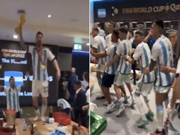 जीत के बाद टेबल पर चढ़कर बच्चे की तरह कूद-कूदकर नाचने लगे Messi,ड्रेसिंग रूम का VIDEO वायरल जीत के बाद टेबल पर चढ़कर बच्चे की तरह कूद-कूदकर नाचने लगे Messi,ड्रेसिंग रूम का VIDEO वायरल