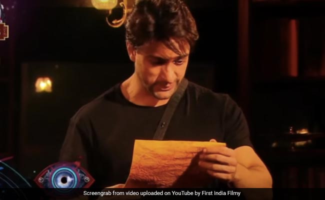 <i>Bigg Boss 16</i>: Shalin Bhanot Breaks Down After Reading Letter From Home