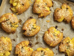 This New Viral Recipe For Parmesan Potato Is A Crispy, Addictive Snack
