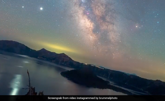 Stunning Time-Lapse Video Makes The World Turn And Sky Stand Still