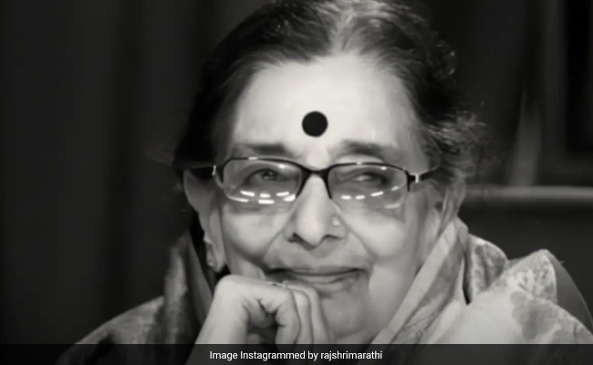 Veteran Lavani Singer Sulochana Chavan Dies At 92