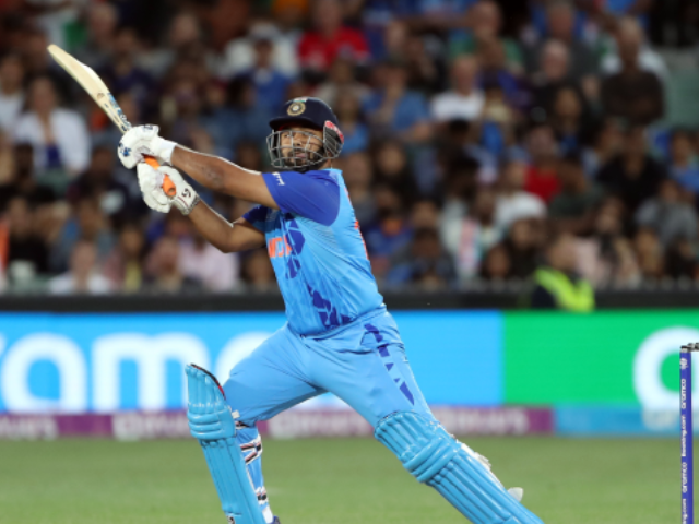 Ind vs Ban : Rishabh Pant टीम इंडिया से हुए बाहर, ये खिलाड़ी करेगा उनकी जगह कीपिंग