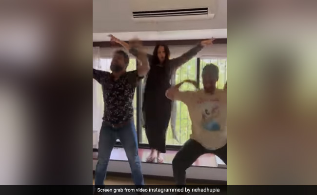 A Throwback From Katrina Kaif And Vicky Kaushal's <i>Sangeet</i> Rehearsal, Shared By Neha Dhupia