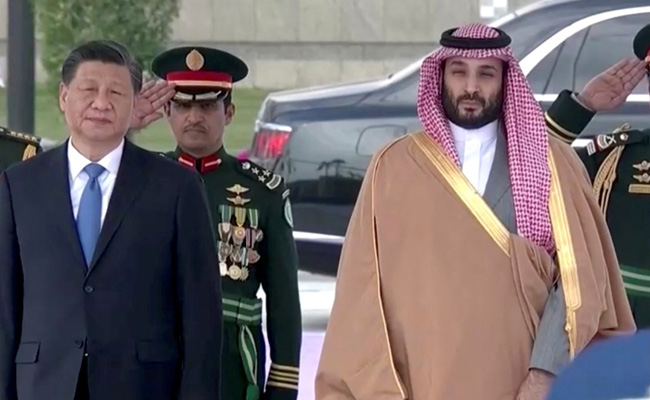 Xi Jinping Meets Saudi Crown Prince Salman On High-Stakes Visit