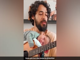 Watch: Father Sings Lullaby To His Baby, Little Child's Reaction Melts Hearts Online Watch: Father Sings Lullaby To His Baby, Little Child's Reaction Melts Hearts Online