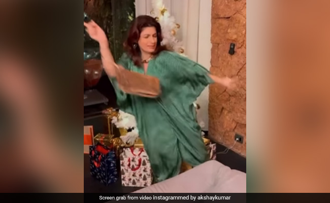 Akshay Kumar's ROFL Birthday Post For Wife Twinkle Khanna: "Really Think You Should Stop Singing"