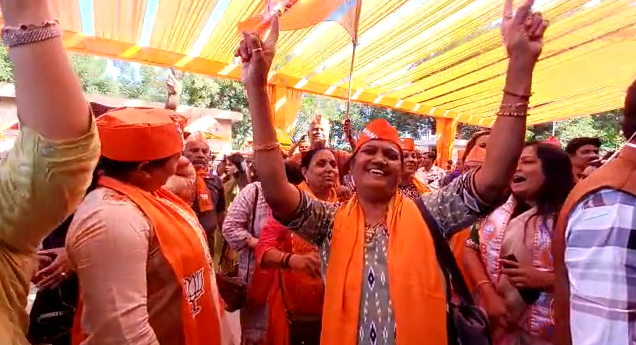 BJP Dominates Tribal Belt Of Gujarat, A Congress Bastion Since 1950s