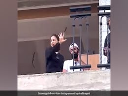 अपना नया आशियाना बनाने में जुटे रणबीर कपूर और आलिया भट्ट, कपल के नए घर का वीडियो हुआ वायरल अपना नया आशियाना बनाने में जुटे रणबीर कपूर और आलिया भट्ट, कपल के नए घर का वीडियो हुआ वायरल