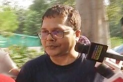 Trinamool's Saket Gokhale Detained, Questioned In Ahmedabad Over Tweet On PM's Morbi Visit Trinamool's Saket Gokhale Detained, Questioned In Ahmedabad Over Tweet On PM's Morbi Visit