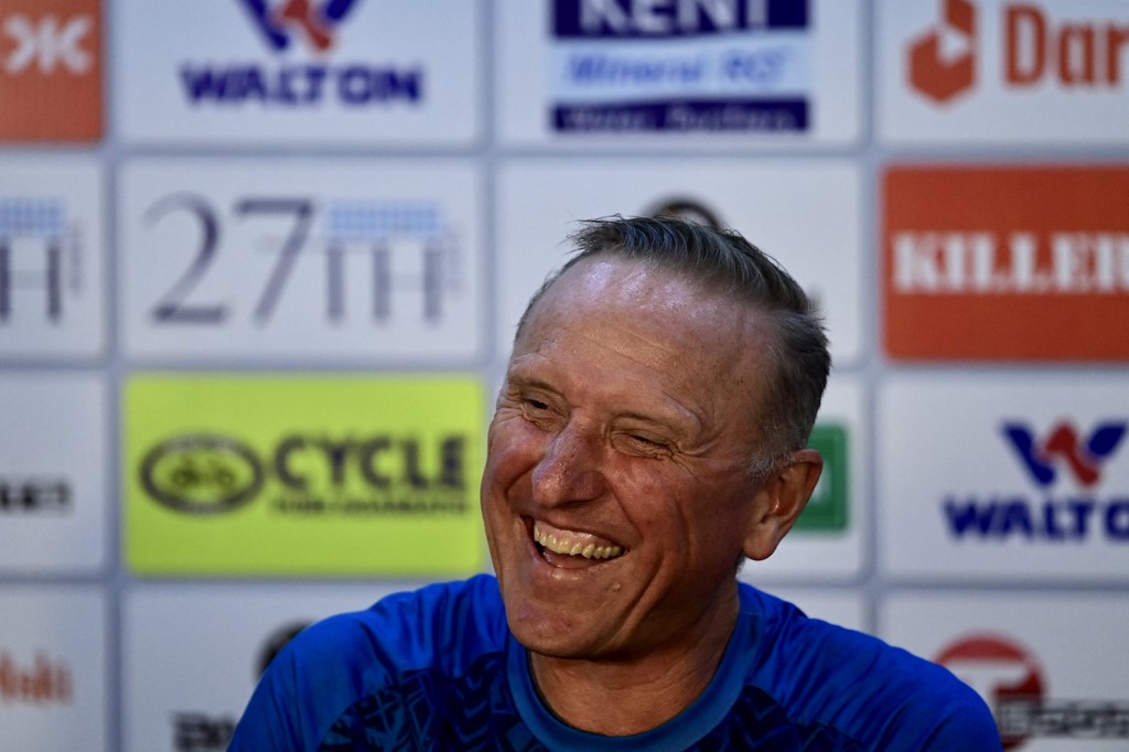 "जब तेंदुलकर क्रीज पर होते थे तो मैं उन्हें..."   एलन डोनाल्ड ने  इंग्लैंड के गेंदबाजों को  बताया, भारत में भारतीय बल्लेबाजों को कैसे रोका जाए ?