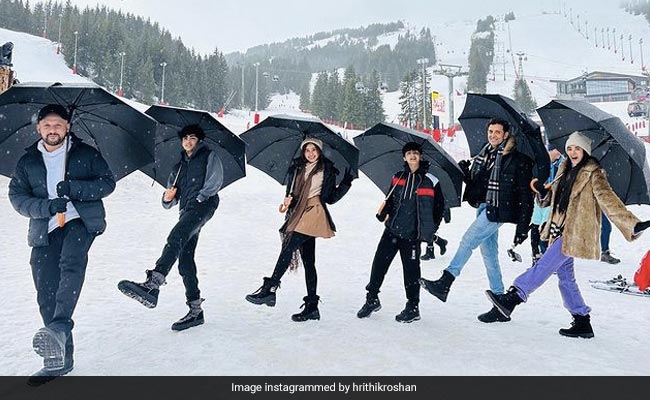 Inside Hrithik Roshan's Snowy Christmas With Girlfriend Saba Azad And Sons Hrehaan And Hridhaan
