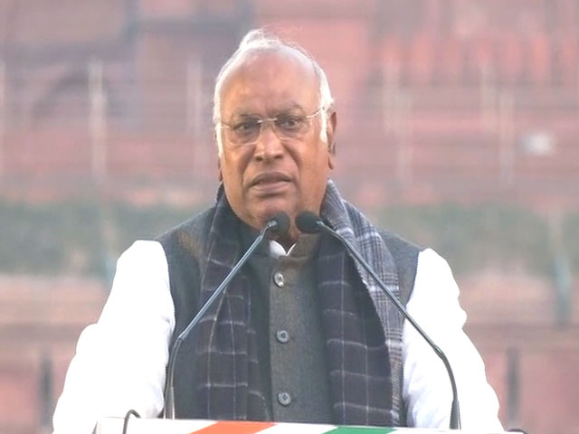 कांग्रेस का स्थापना दिवस : खरगे ने जारी किया वीडियो, जंग-ए-आज़ादी से 'भारत जोड़ो' यात्रा तक का ज़िक्र