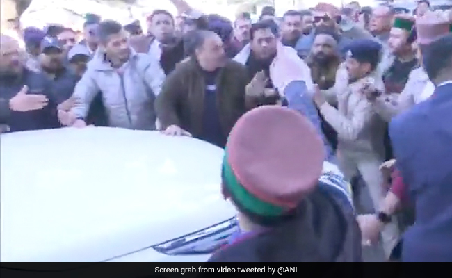 Drama, Show Of Strength Ahead Of Congress Meet On Himachal Chief Minister