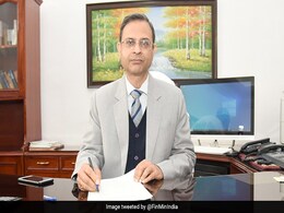 प्रॉपर्टी बेचने में इंडेक्सेशन हटने से कैसे लोगों को होगा फायदा? रेवेन्यू सेक्रेटरी ने समझाया प्रॉपर्टी बेचने में इंडेक्सेशन हटने से कैसे लोगों को होगा फायदा? रेवेन्यू सेक्रेटरी ने समझाया