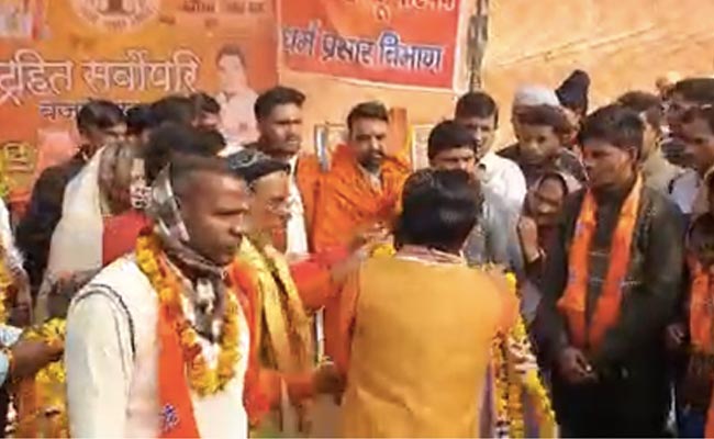 बुलंदशहर में 20 परिवारों के 100 से अधिक लोगों ने फिर अपनाया हिंदू धर्म