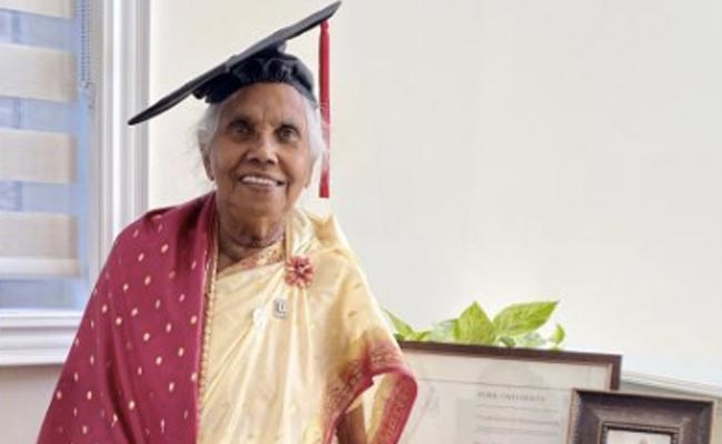 सीखने की कोई उम्र नहीं होती है, 87 साल की उम्र में दादी ने हासिल की दूसरी Masters Degree