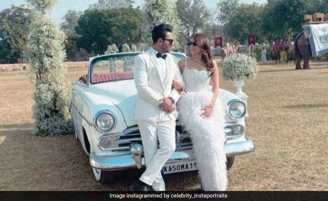 Inside Hansika Motwani And Sohael Khaturiya's White-Themed Pre-Wedding Bash