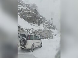 Watch: Fresh Snowfall As Arunachal's Tawang Shivers In Sub-Zero Temperatures Watch: Fresh Snowfall As Arunachal's Tawang Shivers In Sub-Zero Temperatures