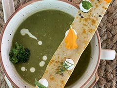Broccoli, Mint And Pea Soup