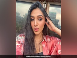 'गांधी गोड्से एक युद्ध' से बॉलीवुड डेब्यू कर रही हैं तनीषा संतोषी, पापा राजकुमार संतोषी हैं डायरेक्टर 'गांधी गोड्से एक युद्ध' से बॉलीवुड डेब्यू कर रही हैं तनीषा संतोषी, पापा राजकुमार संतोषी हैं डायरेक्टर