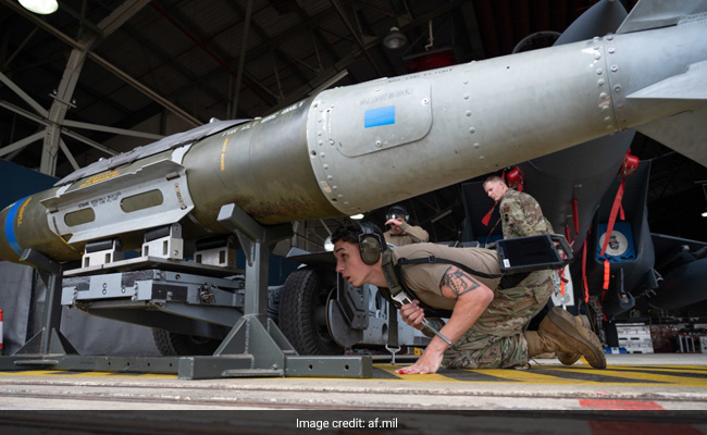 US Sending Kits To Ukraine To Make "Dumb" Bombs "Smart"