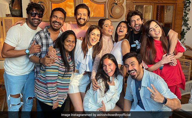 Inside Riteish Deshmukh's Birthday Bash With Wife Genelia D'Souza, Ashish Chowdhry And Others