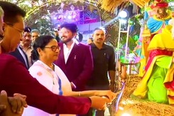 Chief Minister Mamata Banerjee Inaugurates Kolkata Christmas Festival Chief Minister Mamata Banerjee Inaugurates Kolkata Christmas Festival