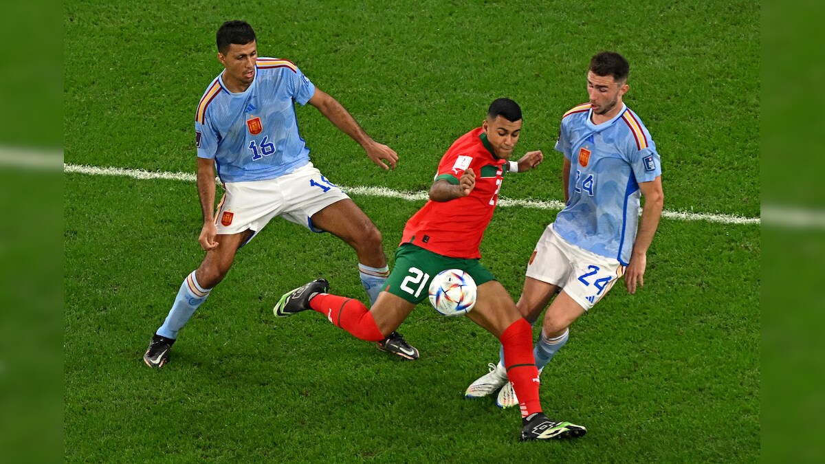 FIFA World Cup 2022 Morocco vs Spain Live Score: Unai Simon Denies Morocco Lead In Extra-time; Score 0-0 FIFA World Cup 2022 Morocco vs Spain Live Score: Unai Simon Denies Morocco Lead In Extra-time; Score 0-0