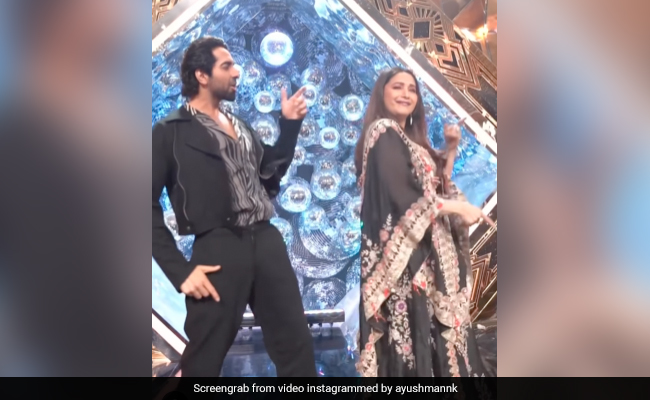 Madhuri Dixit And Ayushmann Khurrana Dance To <i>Aap Jaisa Koi</i> Remake