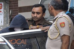 Shraddha Walkar Murder: Aaftab Poonawala's Narco Test Successful, Say Officials Shraddha Walkar Murder: Aaftab Poonawala's Narco Test Successful, Say Officials