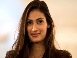 Athiya Shetty Looks: इतनी खूबसूरत हैं केएल राहुल की होने वाली दुल्हनिया, देखें अथिया शेट्टी की 5 ग्लैमरस PHOTOS Athiya Shetty Looks: इतनी खूबसूरत हैं केएल राहुल की होने वाली दुल्हनिया, देखें अथिया शेट्टी की 5 ग्लैमरस PHOTOS