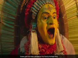 After Hrithik Roshan's <i>Kantara</i> Appreciation Tweet,  Rishab Shetty Wrote This After Hrithik Roshan's <i>Kantara</i> Appreciation Tweet,  Rishab Shetty Wrote This