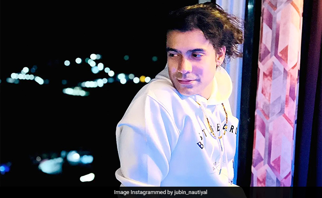 Singer Jubin Nautiyal Injured After Falling Off Stairs, Taken To Hospital