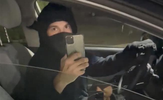 Elon Musk's "Crazy Stalker" Who Followed His 2-Year-Old Son Reveals Himself As Uber Eats Driver