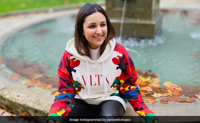 Parineeti Chopra And Team <i>Uunchai</i> Request Fans To Watch Film In Theatre Over Online Platforms