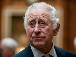 King Charles Hospitalised Over 'Side Effects' From Cancer Treatment King Charles Hospitalised Over 'Side Effects' From Cancer Treatment