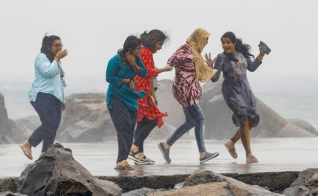 Cyclone Mandous: Schools, Colleges To Remain Closed In 6 Districts Of Tamil Nadu Tomorrow