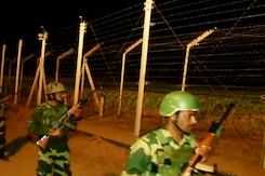 Patrolling Increased Along Indo-Pak Border After China Clashes Patrolling Increased Along Indo-Pak Border After China Clashes