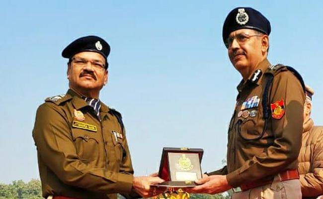 रोजाना 15 हजार कदम, घंटों एक्सरसाइज, दिल्ली पुलिस के DCP ने 46 किलो वजन कम कर लूटी तारीफ