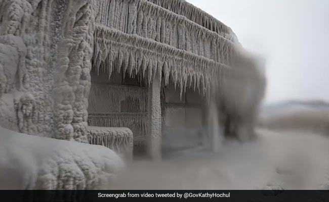 "Like A Scene Out Of Frozen": Snow Covers Cars And Houses In US